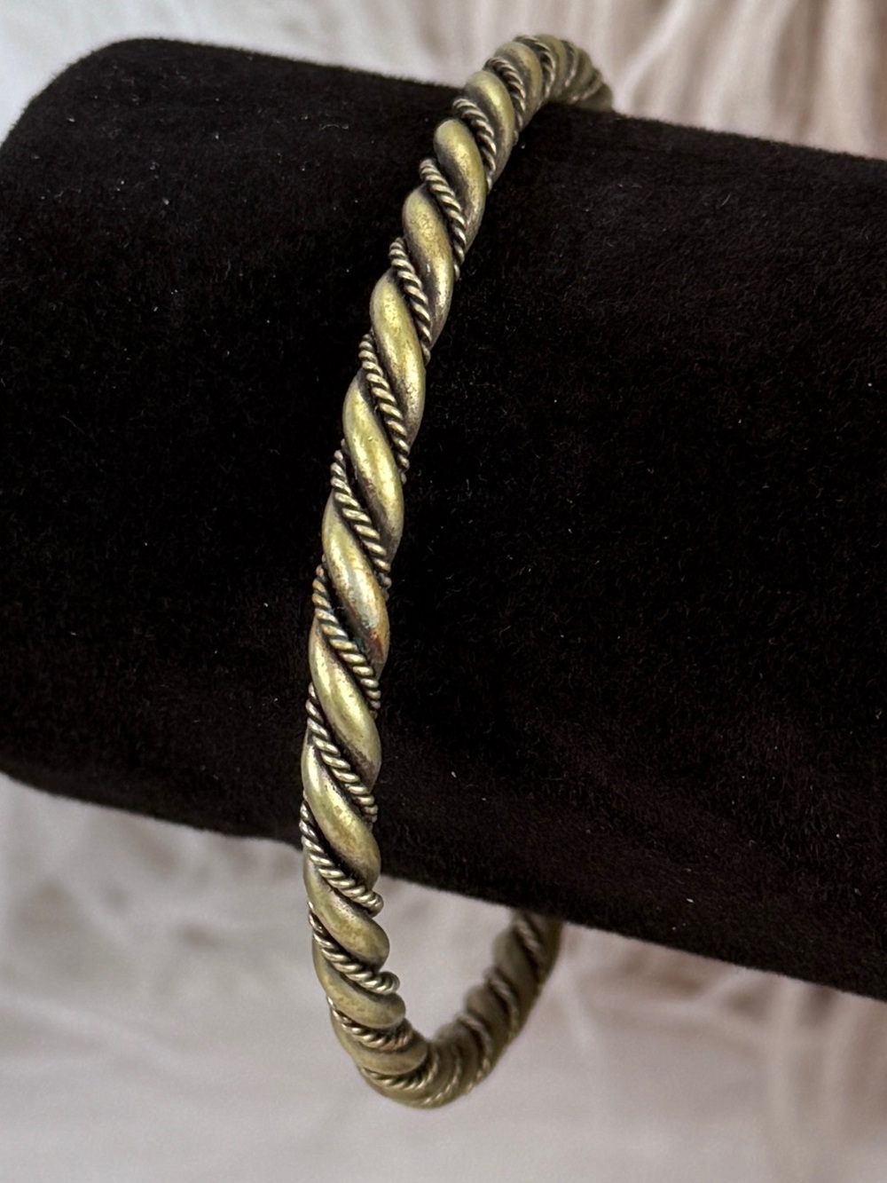Antique Gold Tone Twisted Rope Bangle Bracelet Textured Vintage Jewelry